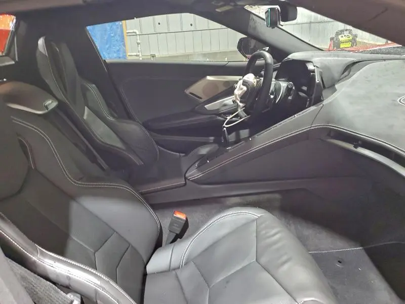 2025 CHEVROLET CORVETTE STINGRAY 2LT  