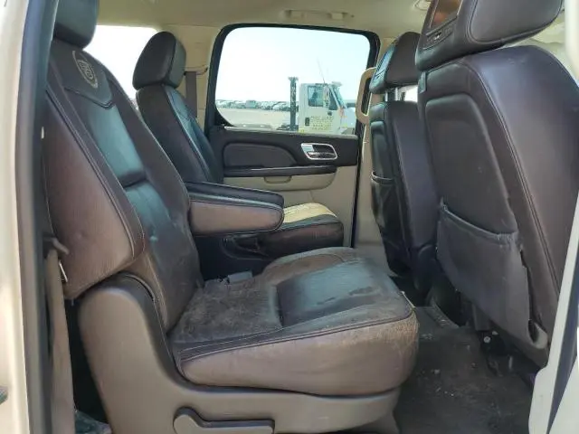 2011 CADILLAC ESCALADE ESV PLATINUM  