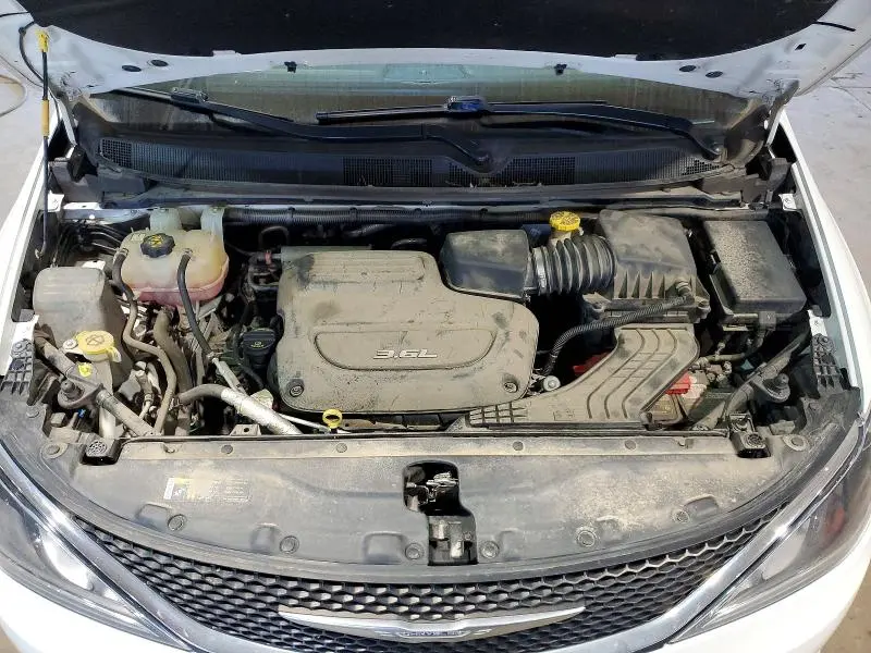 2017 CHRYSLER PACIFICA TOURING L PLUS  
