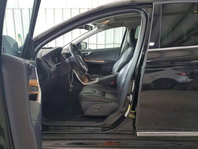 2017 VOLVO XC60 T5 INSCRIPTION  