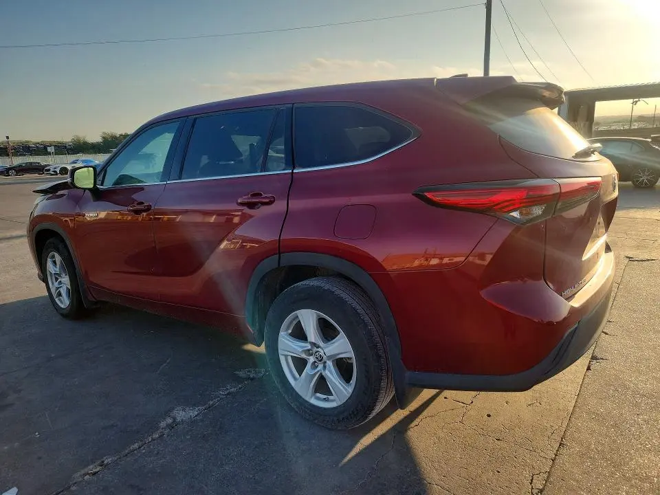 2021 TOYOTA HIGHLANDER HYBRID LE  