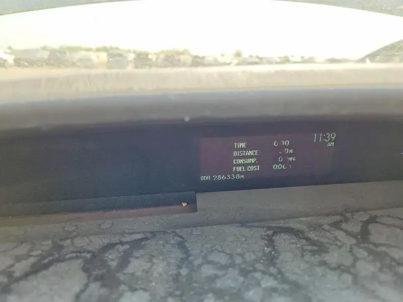 2010 TOYOTA PRIUS III  