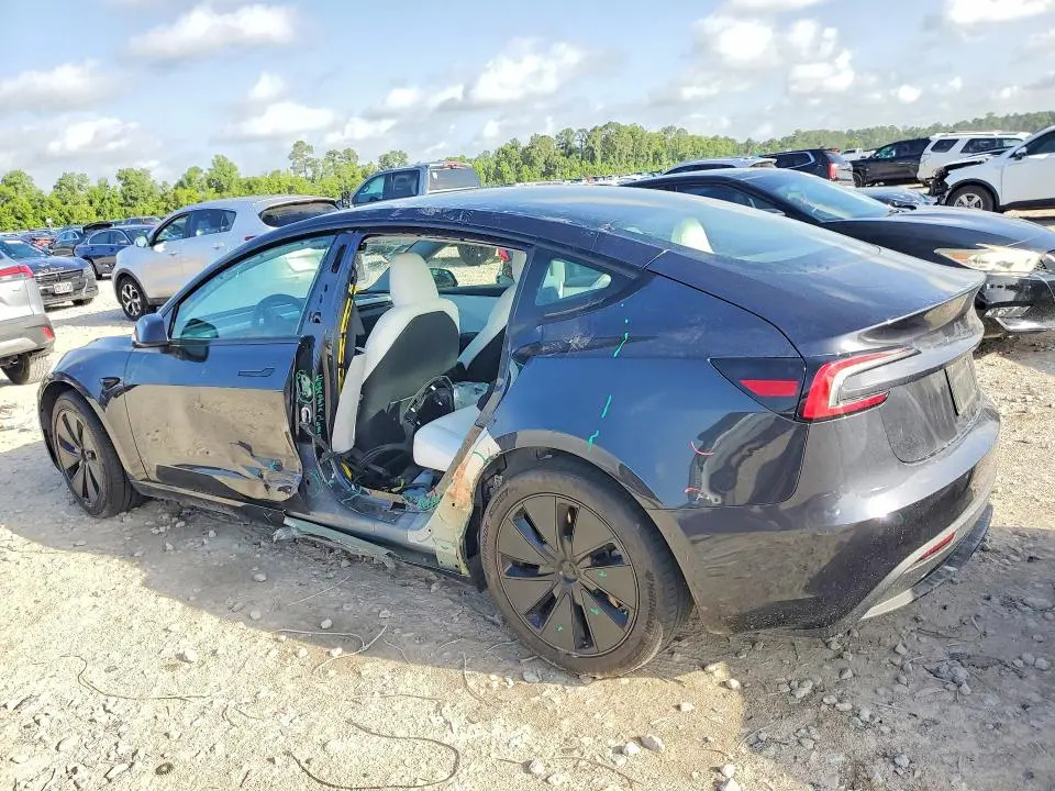 2024 TESLA MODEL 3   