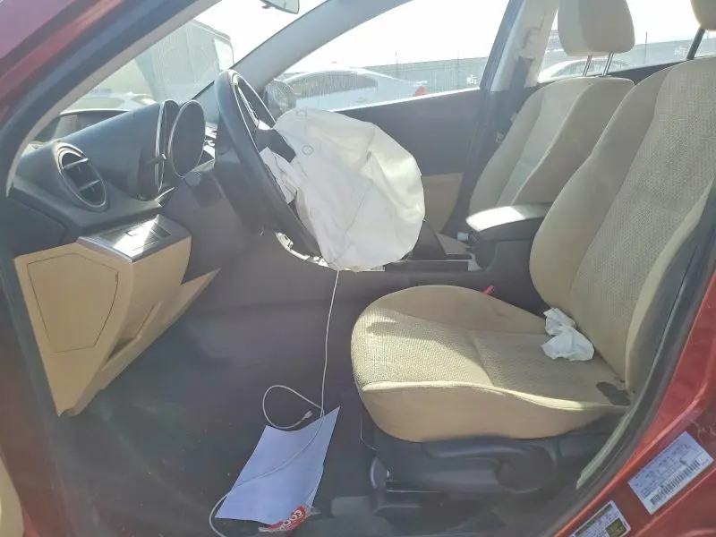 2010 MAZDA 3 I  