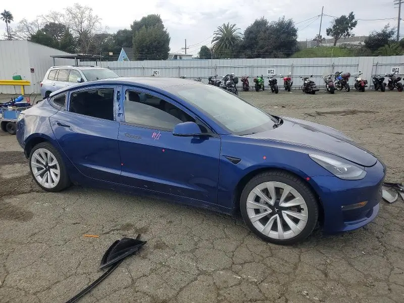 2021 TESLA MODEL 3   