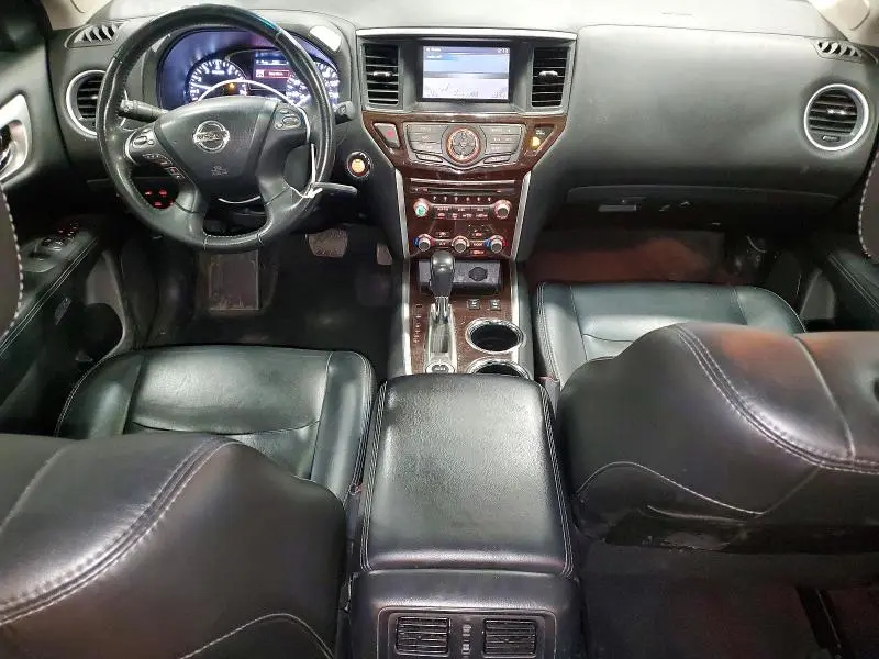 2014 NISSAN PATHFINDER SL  