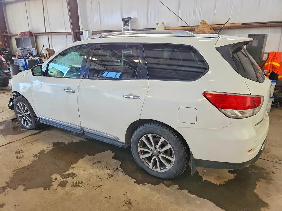 2014 NISSAN PATHFINDER S  