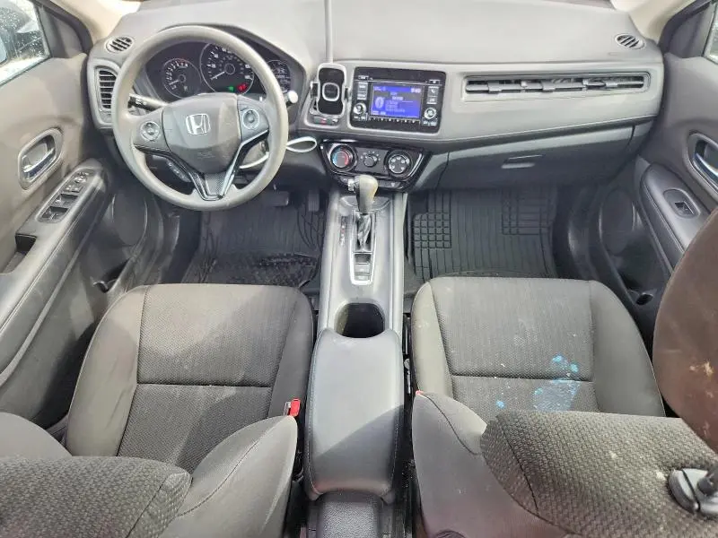 2017 HONDA HR-V LX  