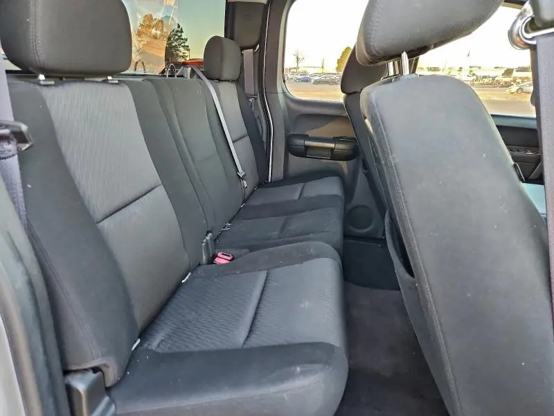 2011 CHEVROLET SILVERADO K1500 LT  