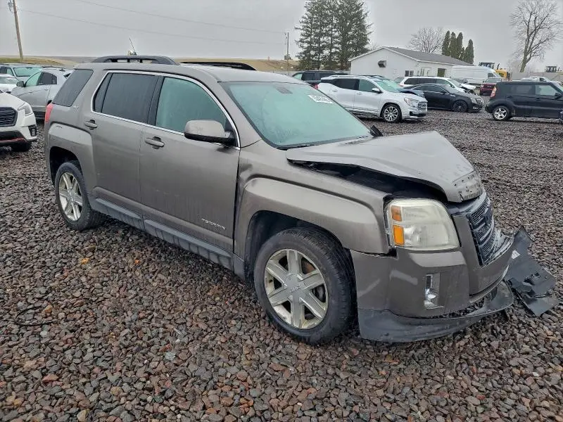 2010 GMC TERRAIN SLT  