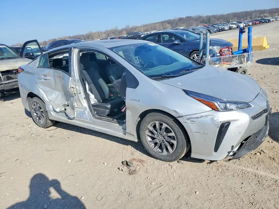 2020 TOYOTA PRIUS LIMITED  
