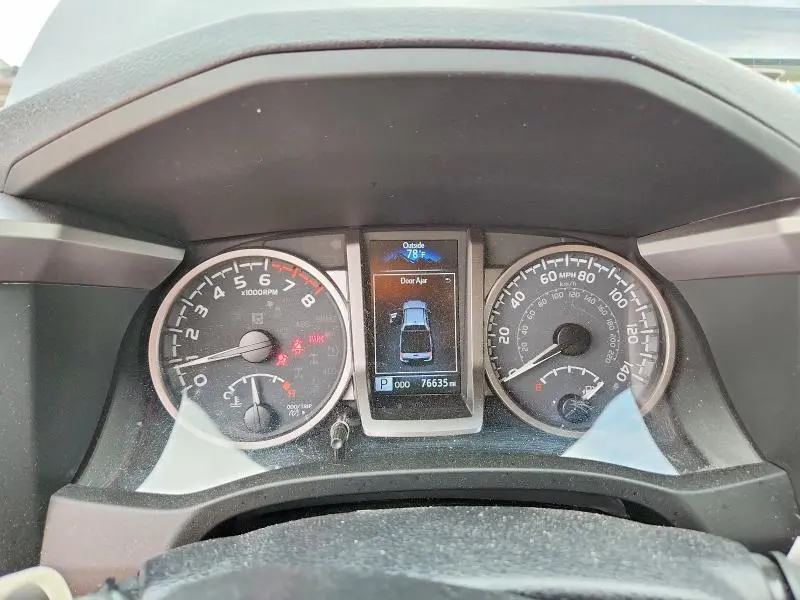 2022 TOYOTA TACOMA SR5 V6  