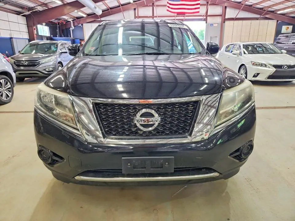 2014 NISSAN PATHFINDER S  
