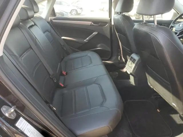 2022 VOLKSWAGEN PASSAT SE  