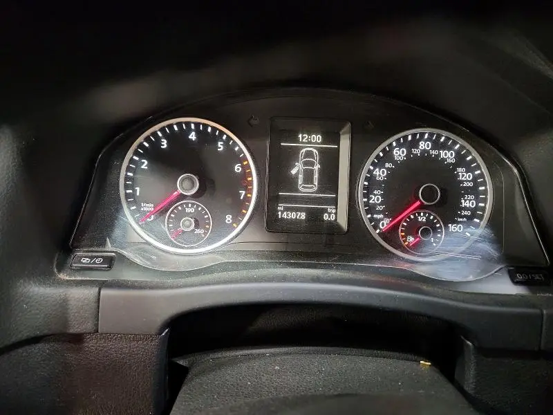 2014 VOLKSWAGEN TIGUAN S  