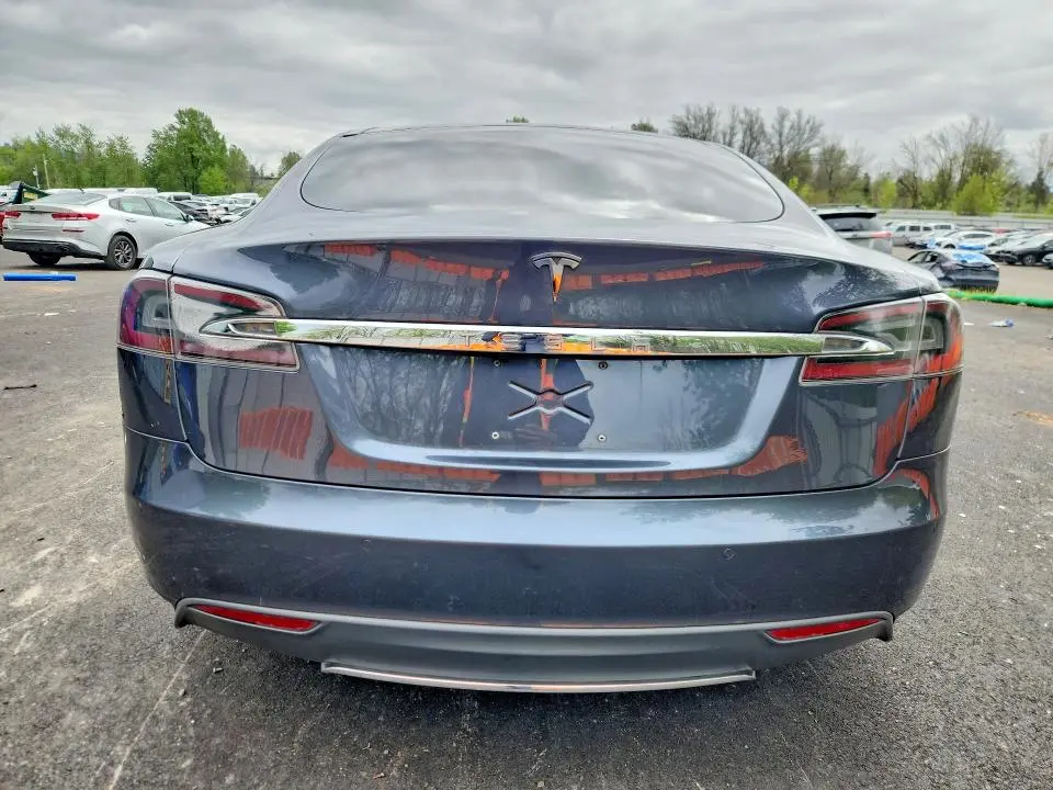 2016 TESLA MODEL S   