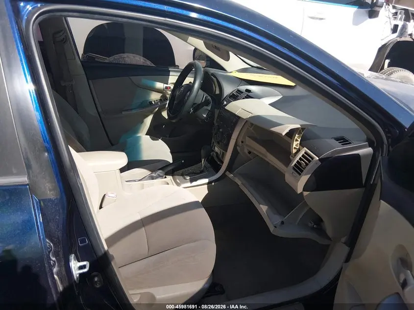 2011 TOYOTA COROLLA LE
