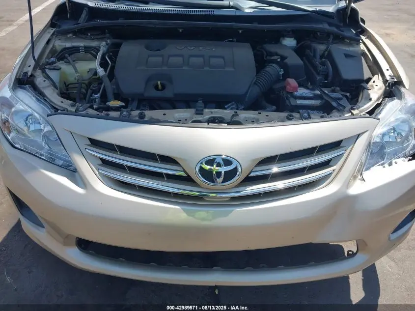 2013 TOYOTA COROLLA LE