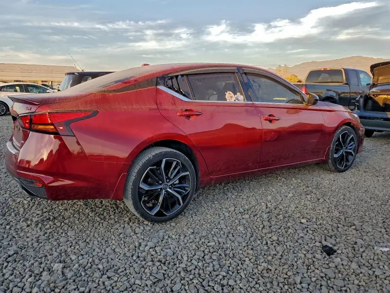 2023 NISSAN ALTIMA SR  