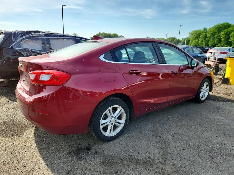 2017 CHEVROLET CRUZE LT  