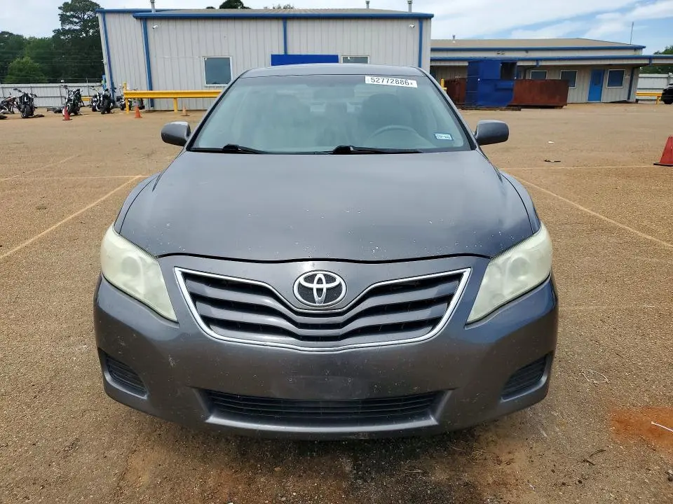 2010 TOYOTA CAMRY LE  
