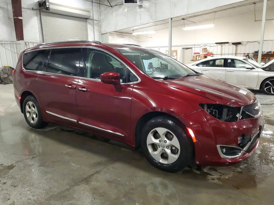 2017 CHRYSLER PACIFICA TOURING L PLUS  