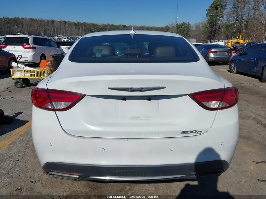 2016 CHRYSLER 200 C