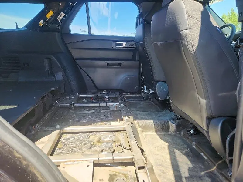 2023 FORD EXPLORER BASE  