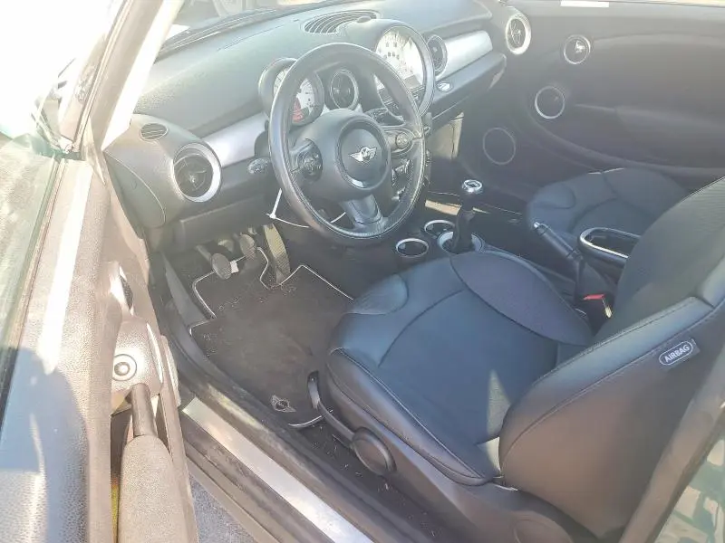 2012 MINI COOPER   