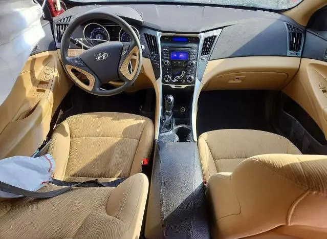 2012 HYUNDAI SONATA GLS  