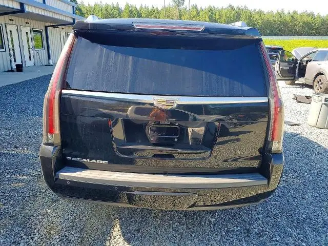 2017 CADILLAC ESCALADE LUXURY  