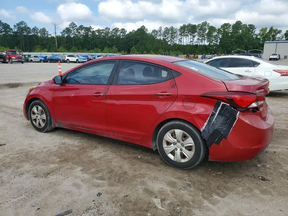 2016 HYUNDAI ELANTRA SE  