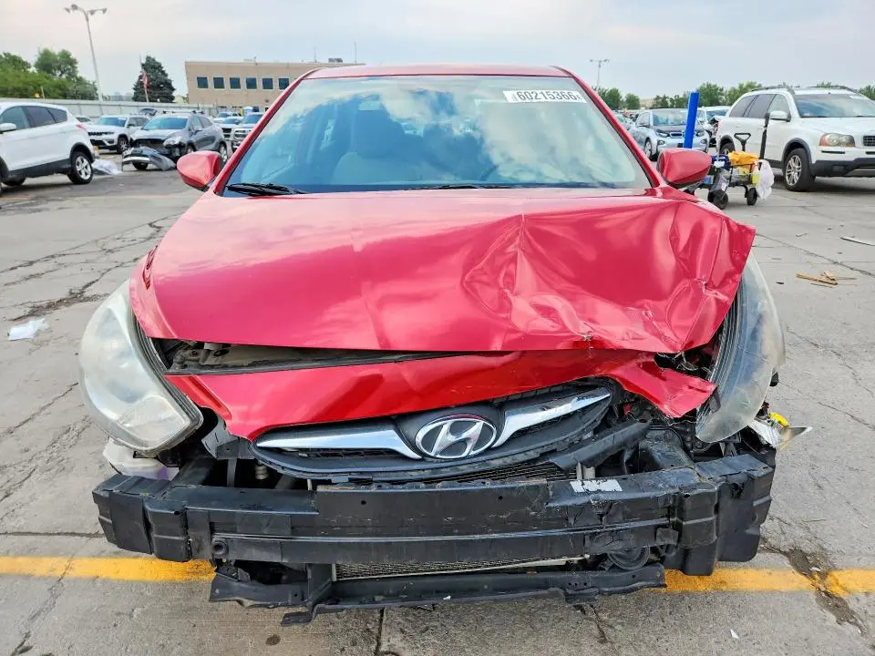 2012 HYUNDAI ACCENT GLS  