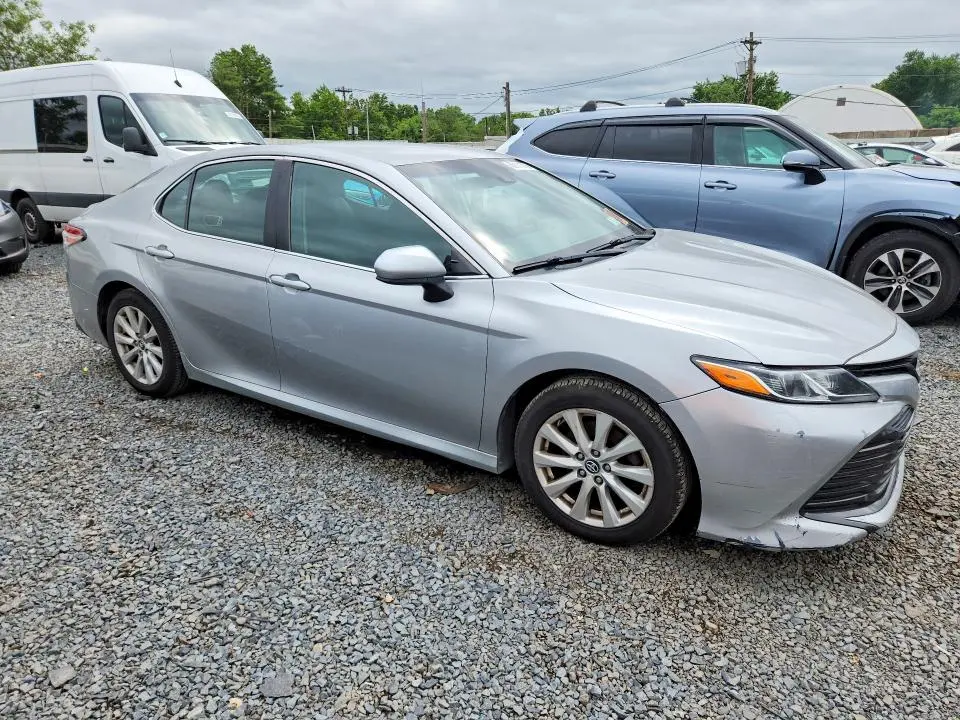 2018 TOYOTA CAMRY LE  