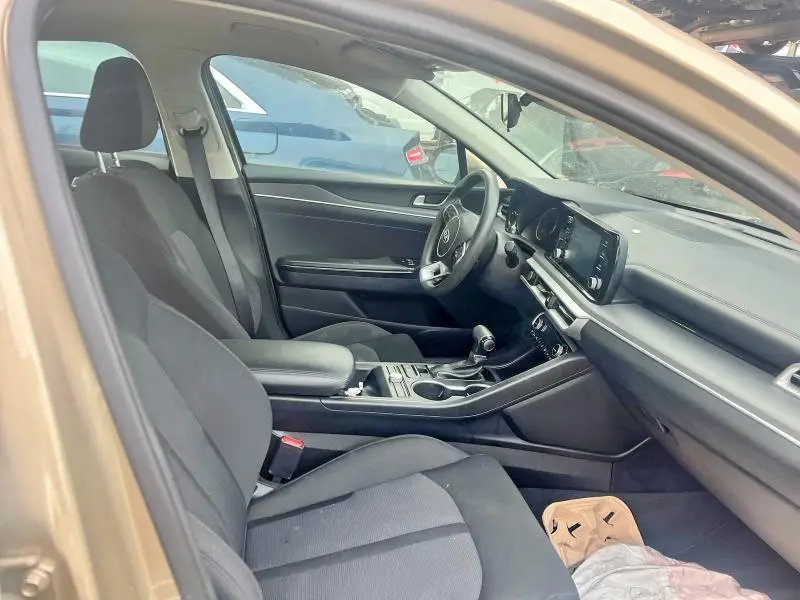 2022 KIA K5 LXS GOLD