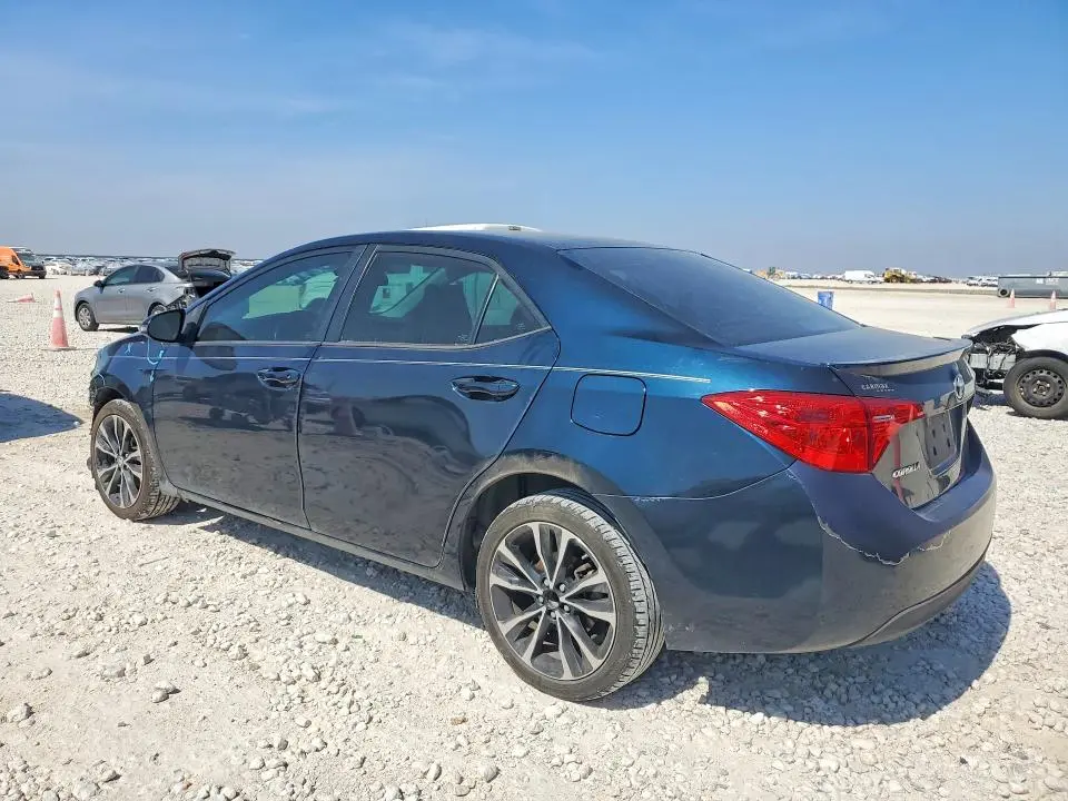 2019 TOYOTA COROLLA SE  