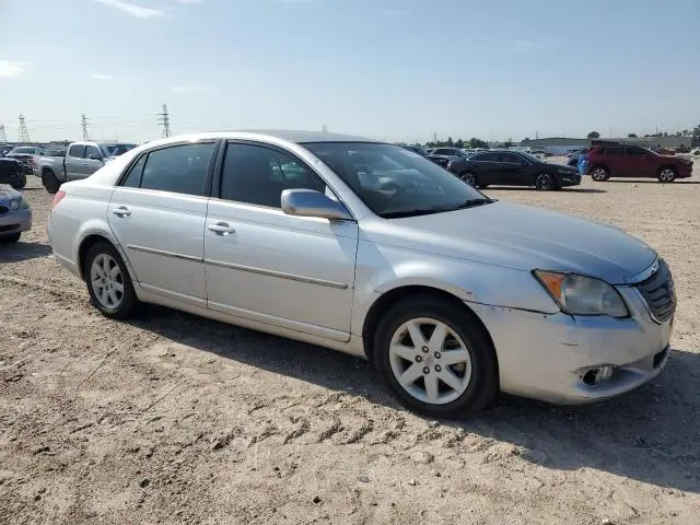 2010 TOYOTA AVALON XL  