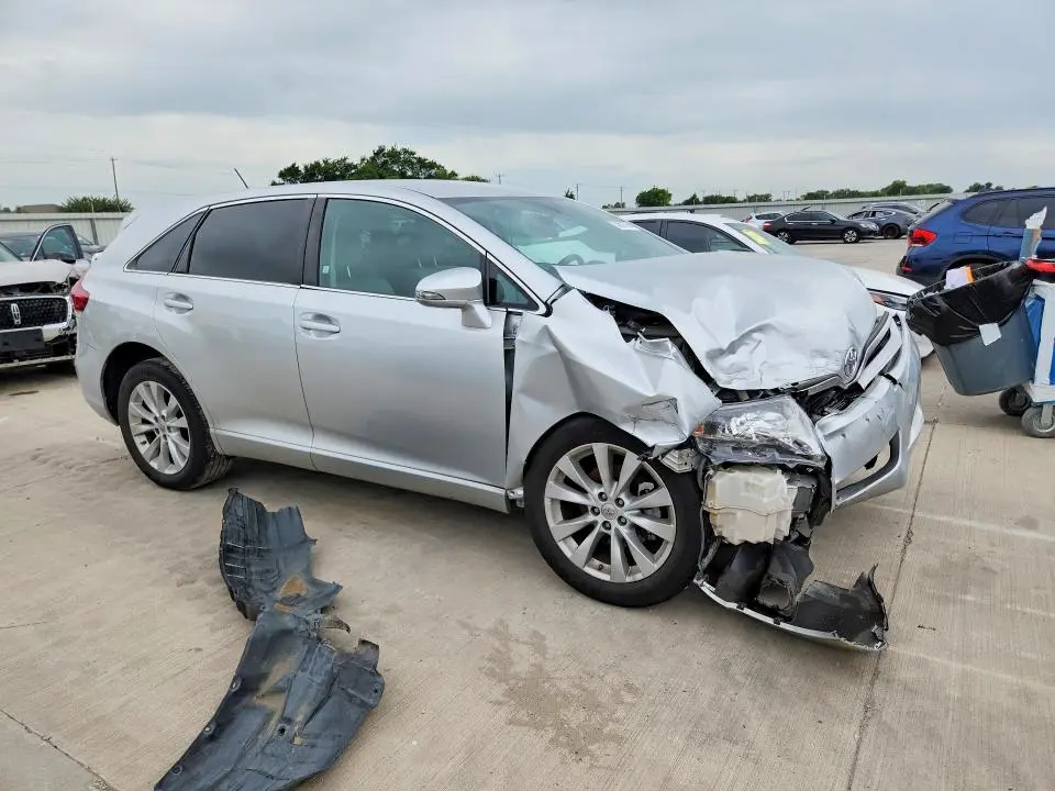 2013 TOYOTA VENZA LE  