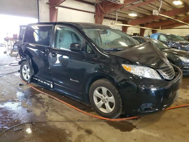2011 TOYOTA SIENNA LE  