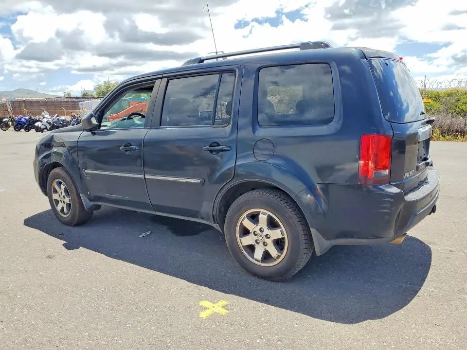 2011 HONDA PILOT TOURING  