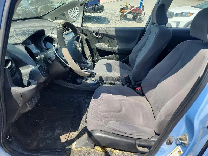 2010 HONDA FIT   