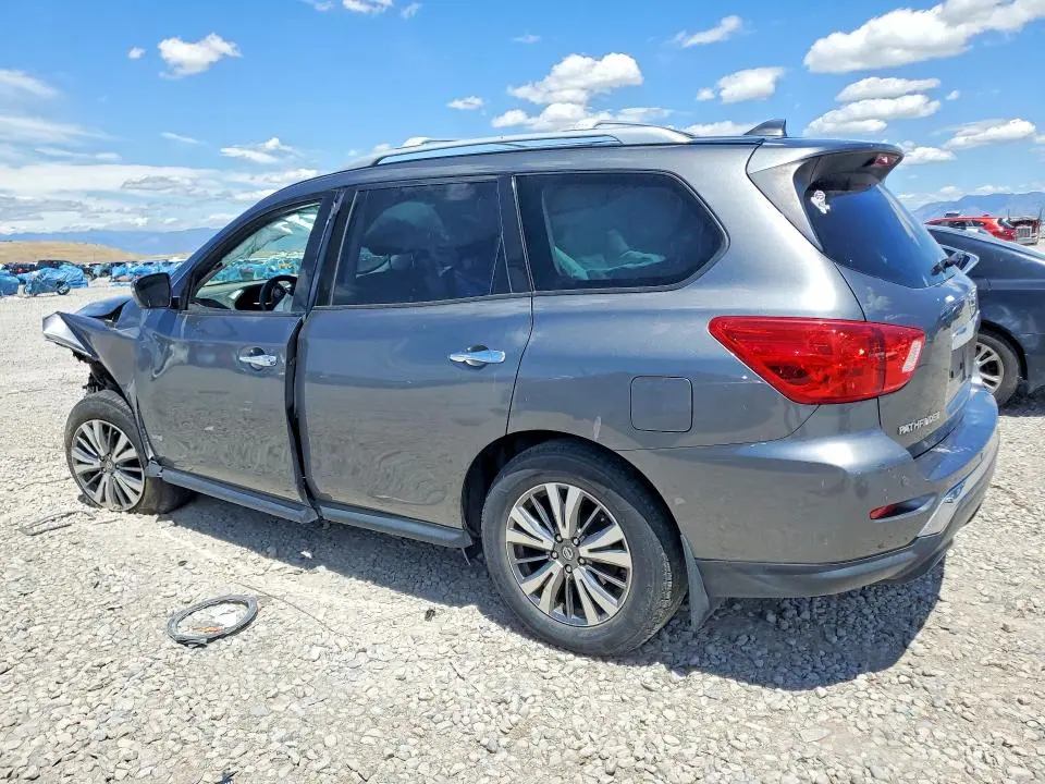 2019 NISSAN PATHFINDER S  