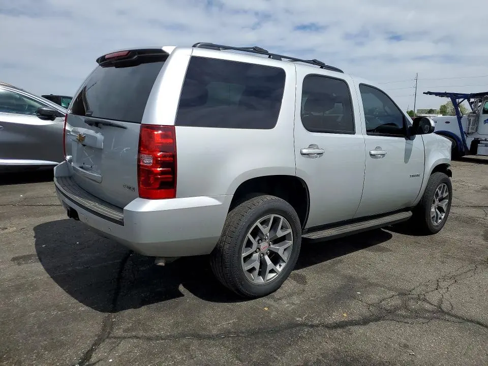 2011 CHEVROLET TAHOE K1500 LS  