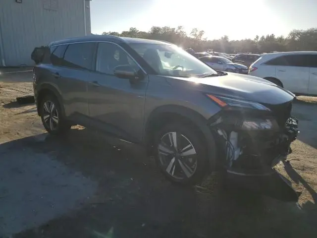 2024 NISSAN ROGUE SL  