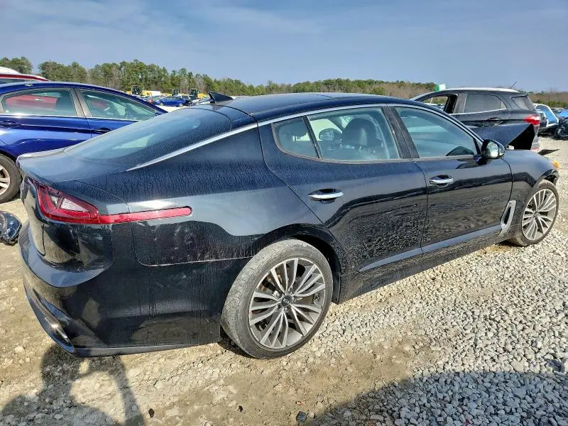 2019 KIA STINGER PREMIUM  