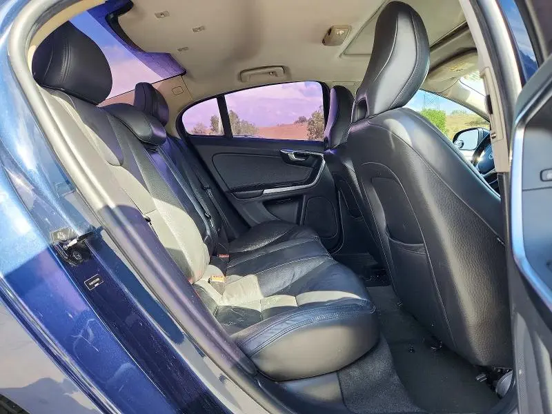 2013 VOLVO S60 T5  