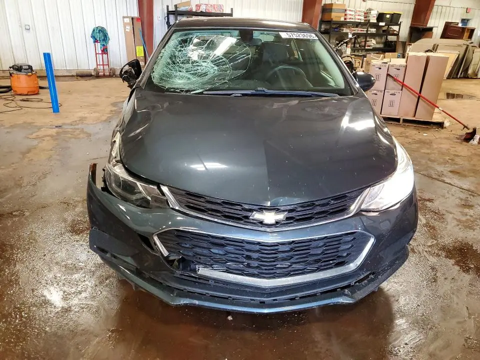 2017 CHEVROLET CRUISE LT   