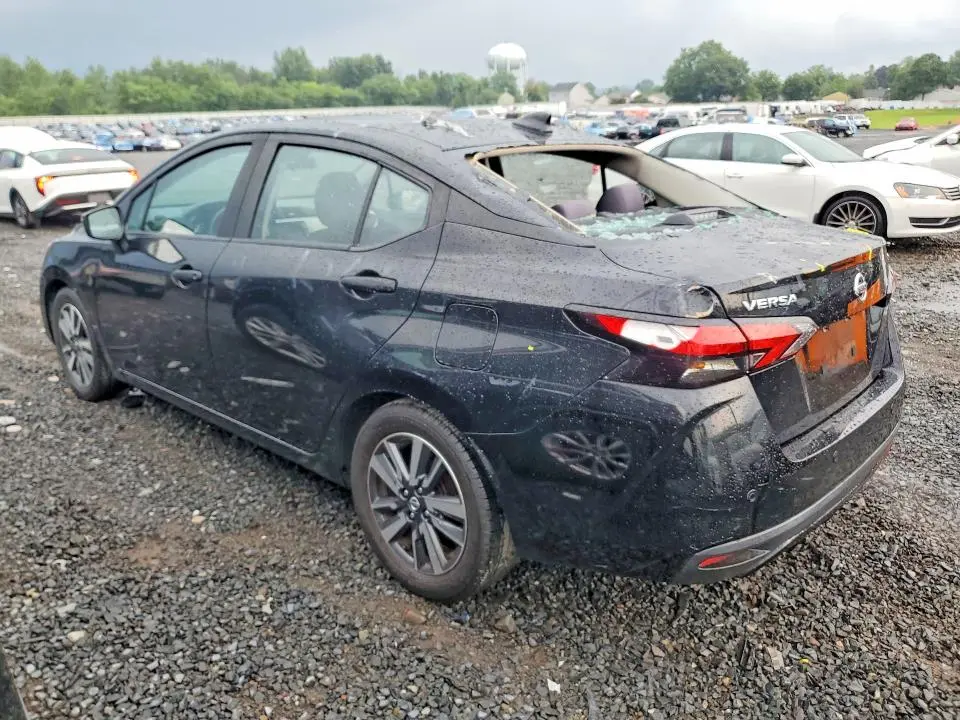 2021 NISSAN VERSA SV  