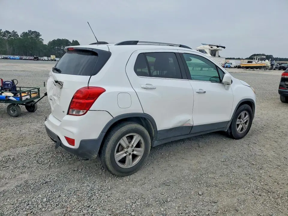 2017 CHEVROLET TRAX 1LT  