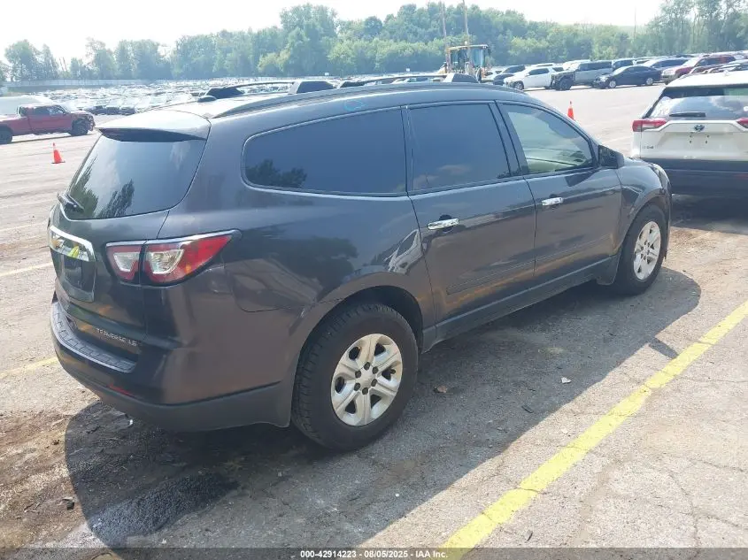 2014 CHEVROLET TRAVERSE LS